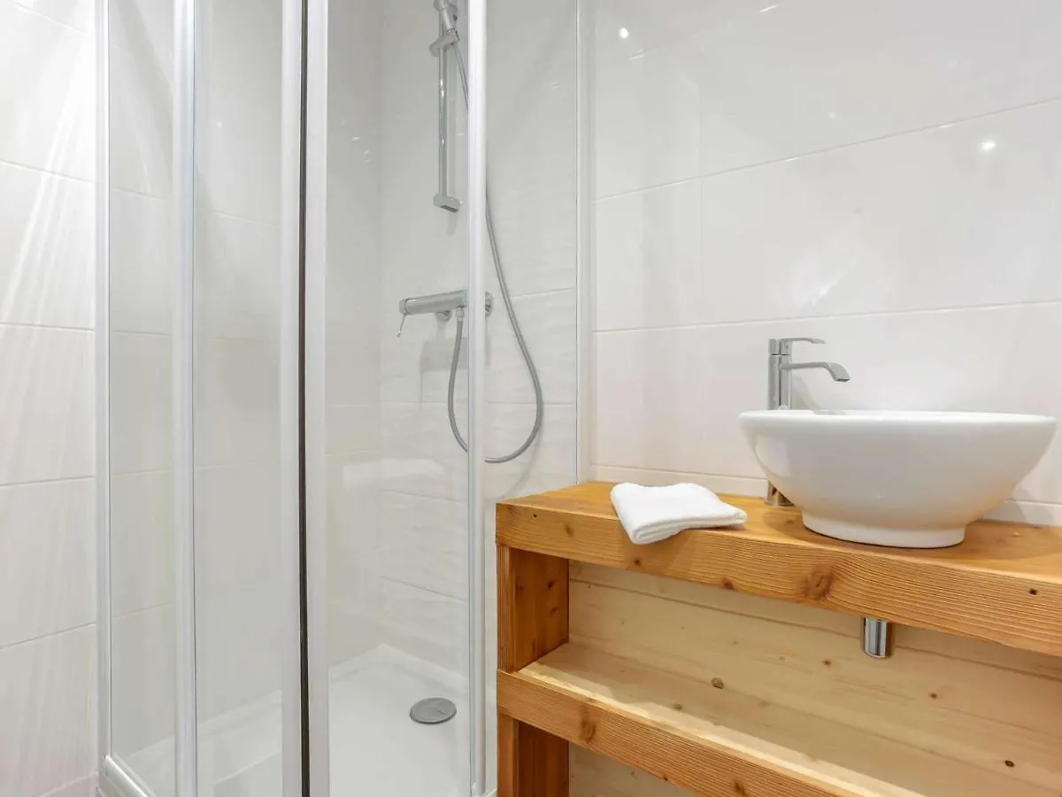Apartment Val Thorens: Superbe Appart 8 Pers, Proche Pistes Et Commerces - Fr-1-637-31