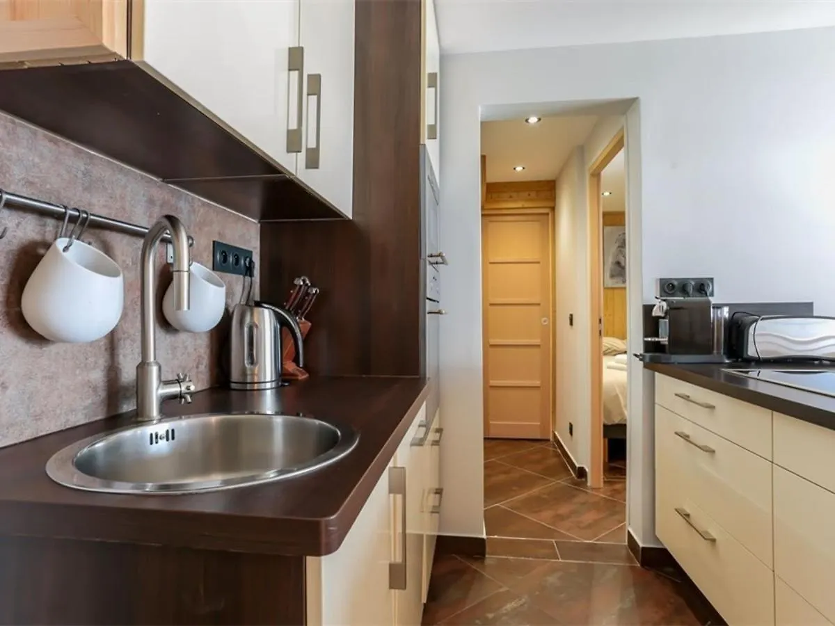 Val Thorens: Superbe Appart 8 Pers, Proche Pistes Et Commerces - Fr-1-637-31 Apartment Val Thorens